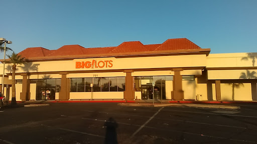 Big Lots, 701 N Gilbert Rd, Gilbert, AZ 85234, USA, 