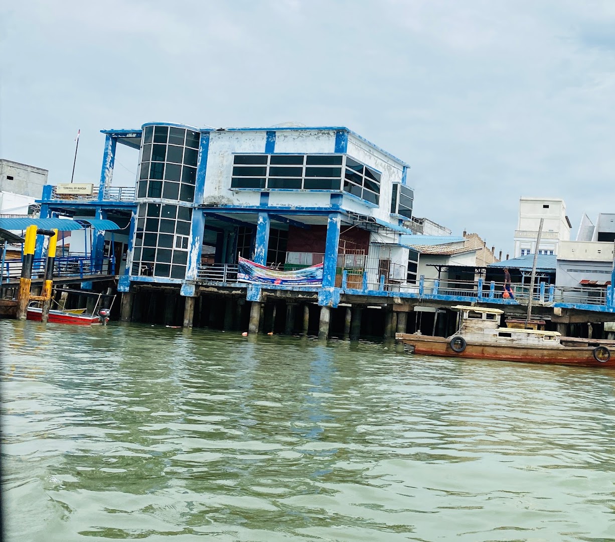 Gambar Pelabuhan Sri Mandah Moro