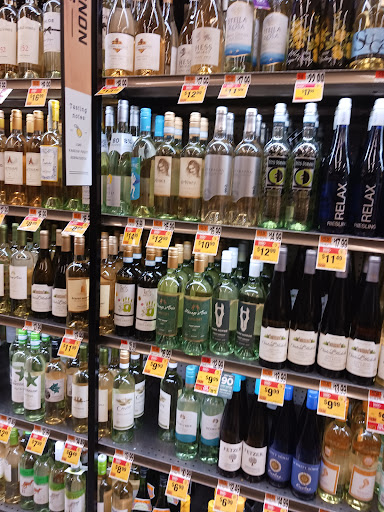 Supermarket «Giant», reviews and photos, 2901 S Glebe Rd, Arlington, VA 22206, USA