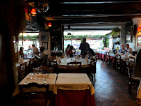 Atmosphère du Restaurant La Vieille Auberge à Cassis - n°16