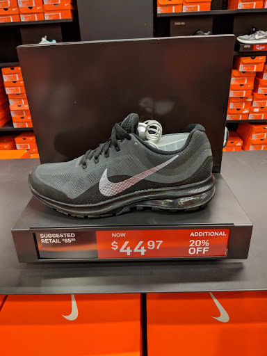 Sporting Goods Store «Nike Factory Store», reviews and photos, 71 Aquarium Way, Long Beach, CA 90802, USA