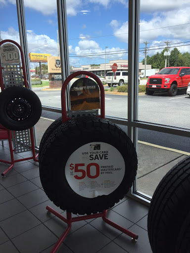 Tire Shop «Discount Tire Store - Greenville, SC», reviews and photos, 1408 Woodruff Rd, Greenville, SC 29607, USA