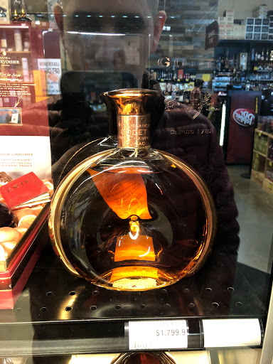 Liquor Store «Liquor Barn», reviews and photos, 287 E Dundee Rd, Wheeling, IL 60090, USA