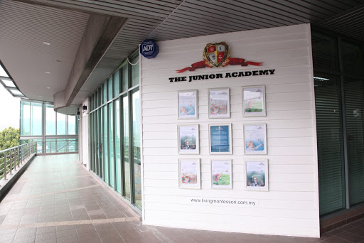 The Junior Academy - A living montessori
