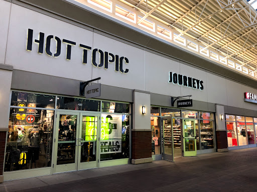 Shopping Mall «Twin Cities Premium Outlets», reviews and photos, 3965 Eagan Outlets Pkwy, Eagan, MN 55122, USA