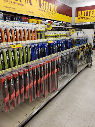 Auto Parts Store «Advance Auto Parts», reviews and photos, 566 W Main St, Meriden, CT 06451, USA