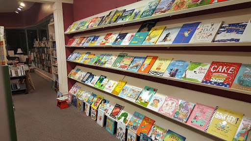 Book Store «River Oaks Book Store», reviews and photos, 3270 Westheimer Rd, Houston, TX 77098, USA