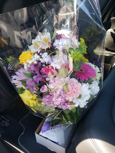 Florist «J.W. Becker Flowers & Gifts», reviews and photos, 225 Jericho Turnpike, Floral Park, NY 11001, USA