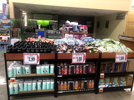 Grocery Store «Superior Grocers», reviews and photos, 12630 Hawthorne Blvd, Hawthorne, CA 90250, USA