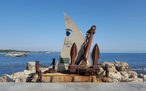Monument to the Sea's people image