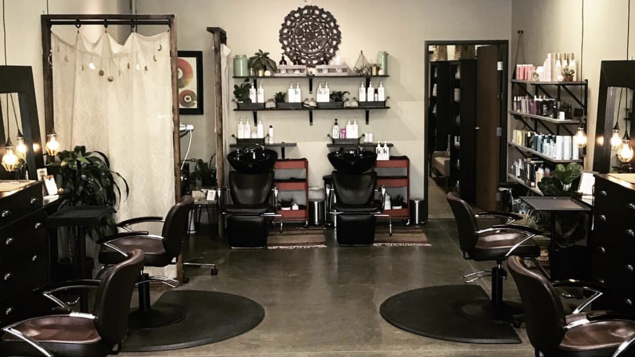 Paramount salon/spa