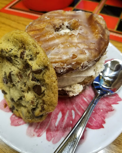 Ice Cream Shop «Simple Ice Cream Sandwiches», reviews and photos, 960 S Virginia St a, Reno, NV 89502, USA