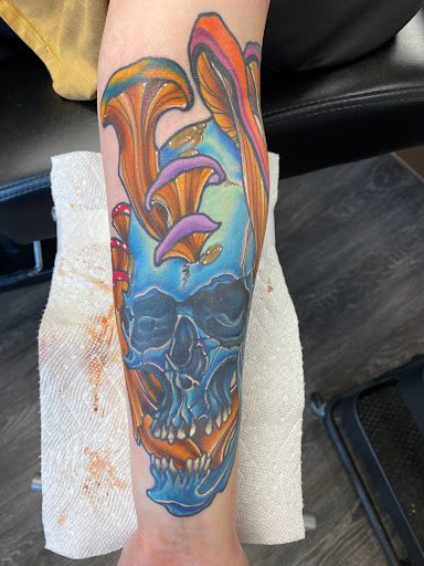 Tattoo Shop «Stone the Crow Tattoo», reviews and photos, 1332 E Gude Dr, Rockville, MD 20850, USA