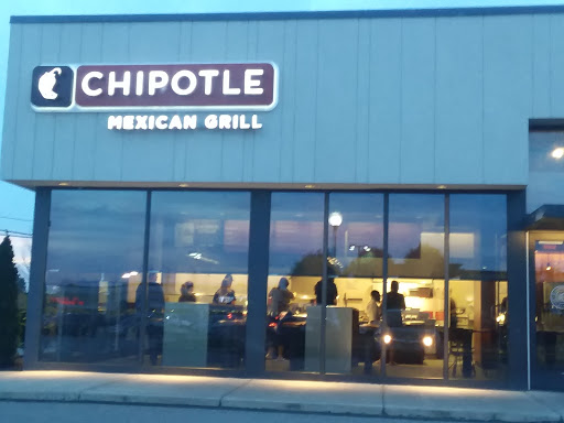 Mexican Restaurant «Chipotle Mexican Grill», reviews and photos, 4137 William Penn Hwy, Monroeville, PA 15146, USA