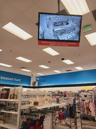 Clothing Store «Ross Dress for Less», reviews and photos, 6901 W Grand Ave, Gurnee, IL 60031, USA