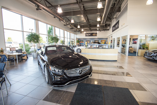Mercedes Benz Dealer «Mercedes-Benz of Westmont», reviews and photos, 200 E Ogden Ave, Westmont, IL 60559, USA