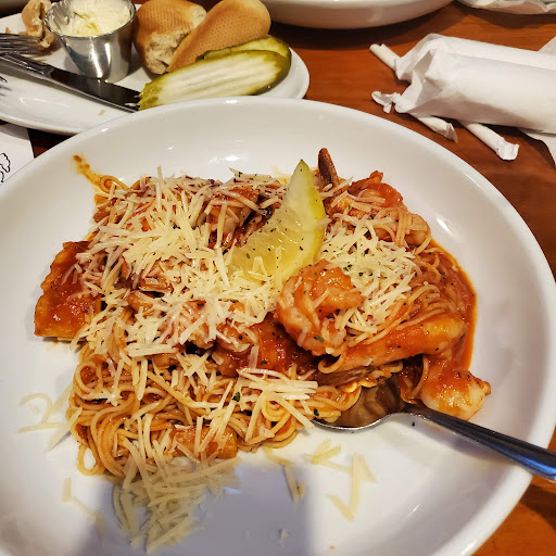 American Restaurant «Club Car», reviews and photos, 13435 University Ave #200, Clive, IA 50325, USA