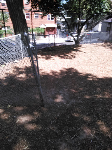 Park «Doughboy Park», reviews and photos, Woodside Ave, Woodside, NY 11377, USA