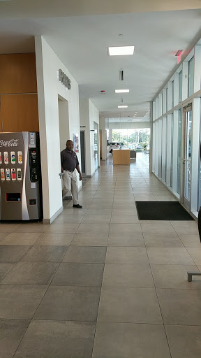 Ford Dealer «Plantation Ford», reviews and photos, 707 N State Rd 7, Plantation, FL 33317, USA