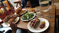 Plats et boissons du Restaurant de cuisine américaine moderne Gumbo Yaya Chicken and Waffles à Paris - n°13