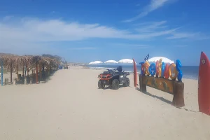Playa "Los Delfines de Bocapan" image
