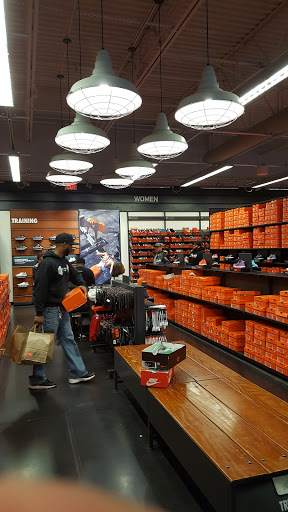 Clothing Store «Nike Factory Store», reviews and photos, 1155 Buck Creek Rd, Simpsonville, KY 40067, USA