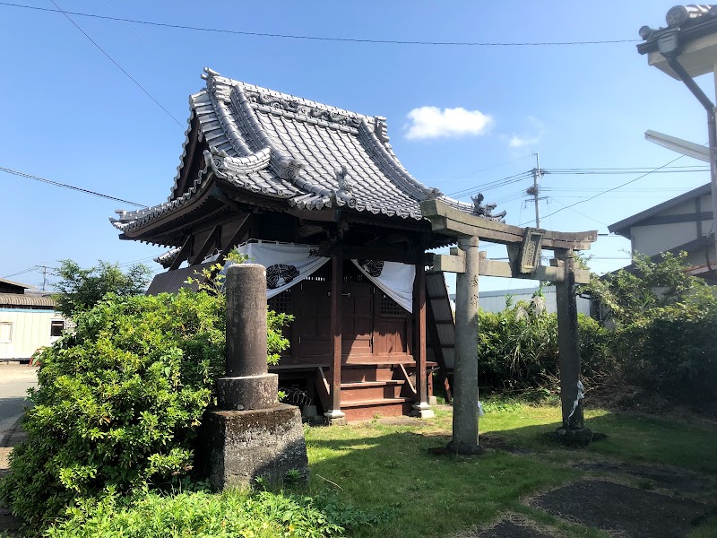 巌島神社