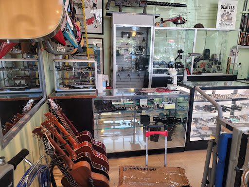 Pawn Shop «The PawnStore», reviews and photos, 3005 Douglas Ave, Des Moines, IA 50310, USA