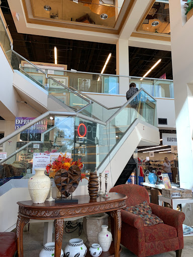 Thrift Store «American Thrift Store», reviews and photos, 5051 N University Dr, Lauderhill, FL 33351, USA