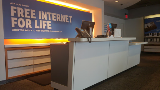 Cell Phone Store «AT&T», reviews and photos, 17858 Halsted St, Homewood, IL 60430, USA