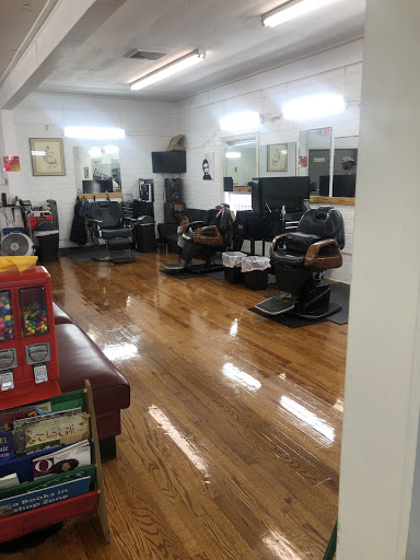 Barber Shop «Fresh Blades Barbershop», reviews and photos, 851 Heckle Blvd suite 114 2973, Rock Hill, SC 29730, USA