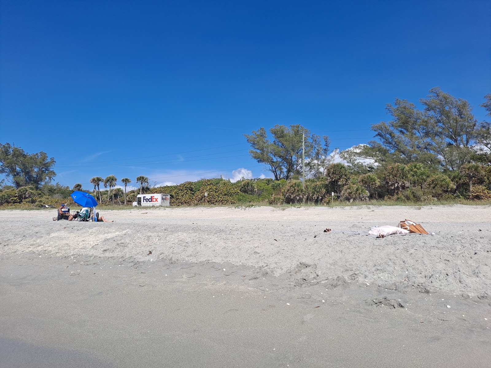 Foto de Blind Pass beach - lugar popular entre os apreciadores de relaxamento
