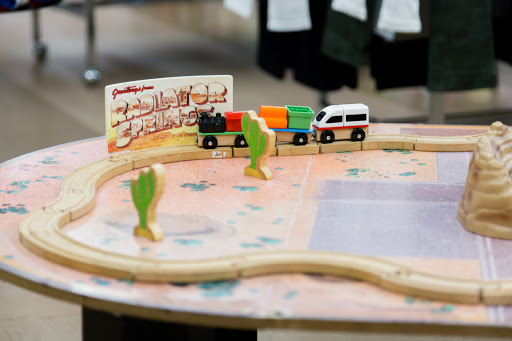 Outlet Store «Corvallis Outlet Store», reviews and photos, 934 NW Kings Blvd, Corvallis, OR 97330, USA