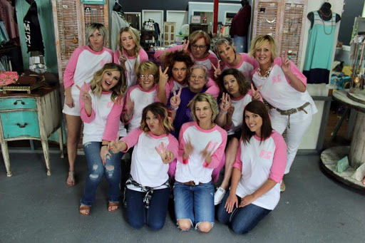 Beauty Salon «Shabby 2 Chic Salon And Boutique», reviews and photos, 940 E 9th St, Mountain Home, AR 72653, USA