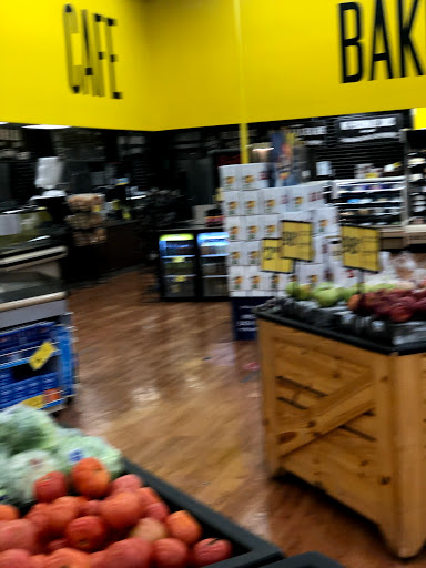 Grocery Store «Fresco y Más», reviews and photos, 1630 W 49th St, Hialeah, FL 33012, USA
