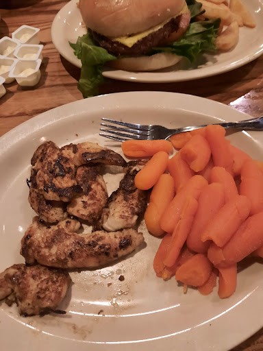 American Restaurant «Cracker Barrel Old Country Store», reviews and photos, 10090 Daniels Pkwy, Fort Myers, FL 33913, USA