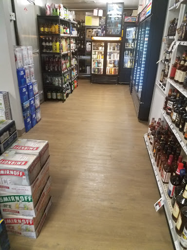 Liquor Store «Suburban Liquor Shop», reviews and photos, 26 New Britain Ave, Rocky Hill, CT 06067, USA