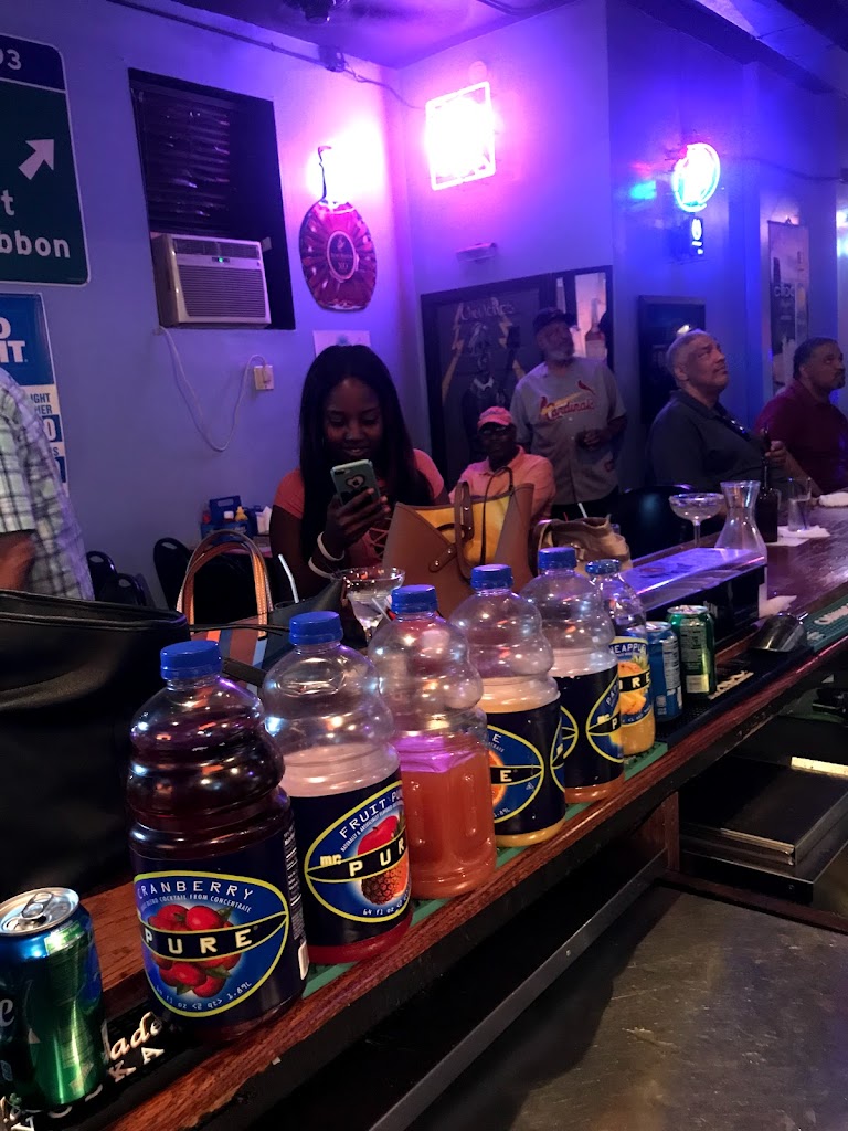 Gene's Bar And Grill 63106