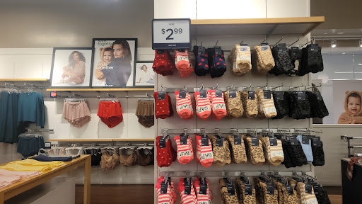 Clothing Store «Gap Outlet», reviews and photos, 1600 Saratoga Ave, San Jose, CA 95129, USA