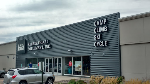 Camping Store «REI», reviews and photos, 1955 County Road B2 W, Roseville, MN 55113, USA