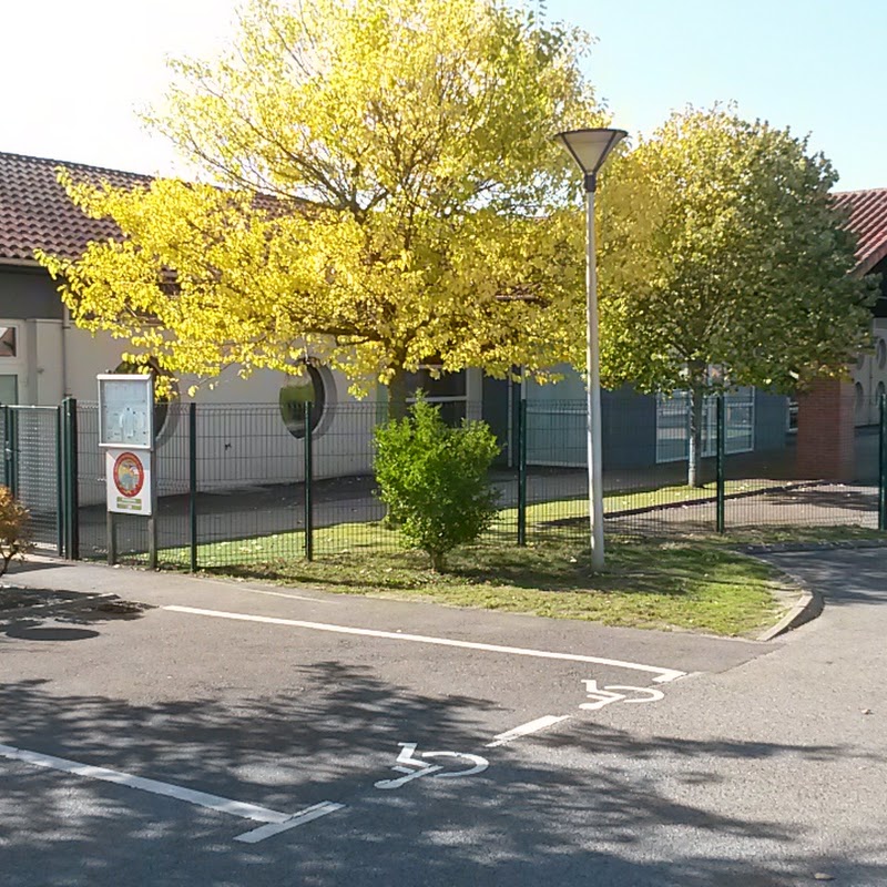 École maternelle, Le Lys De la Vallée
