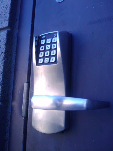 Locksmith «Alcatraz Locksmith», reviews and photos, 17627 N 4th St, Phoenix, AZ 85022, USA