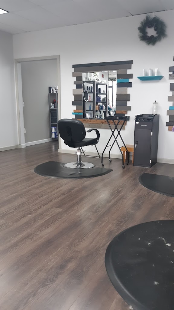 Limitless Hair Studio 02817