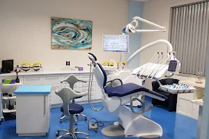 Dentista Castelo Branco 🪥 Clínica Dentária Mércia Cabrera image