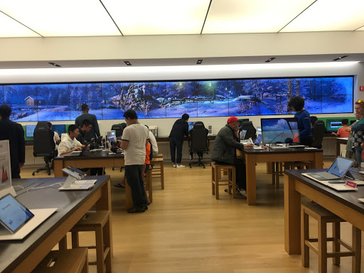 Computer Store «Microsoft Store», reviews and photos, 2855 Stevens Creek Blvd #1135, Santa Clara, CA 95050, USA