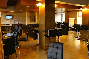 Al - Omara Cafe & Lounge image