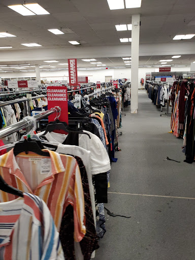Clothing Store «Burlington Coat Factory», reviews and photos, 1025 W Patrick St, Frederick, MD 21702, USA
