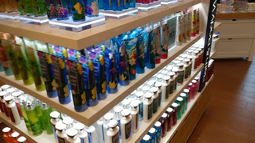 Shopping Mall «North Point Mall», reviews and photos, 1000 North Point Cir, Alpharetta, GA 30022, USA