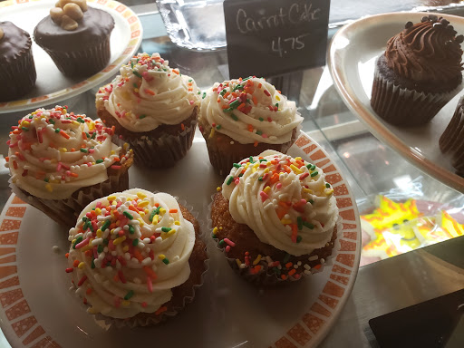 American Restaurant «Lickity Split Frozen Custard», reviews and photos, 6056 N Broadway St, Chicago, IL 60660, USA