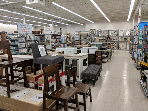 Home Goods Store «Tuesday Morning», reviews and photos, 23314 Farmington Rd, Farmington, MI 48336, USA
